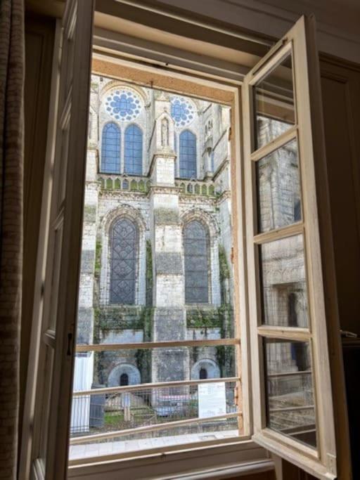 Studio Parvis Cloitre Notre Dame Chartres Bagian luar foto