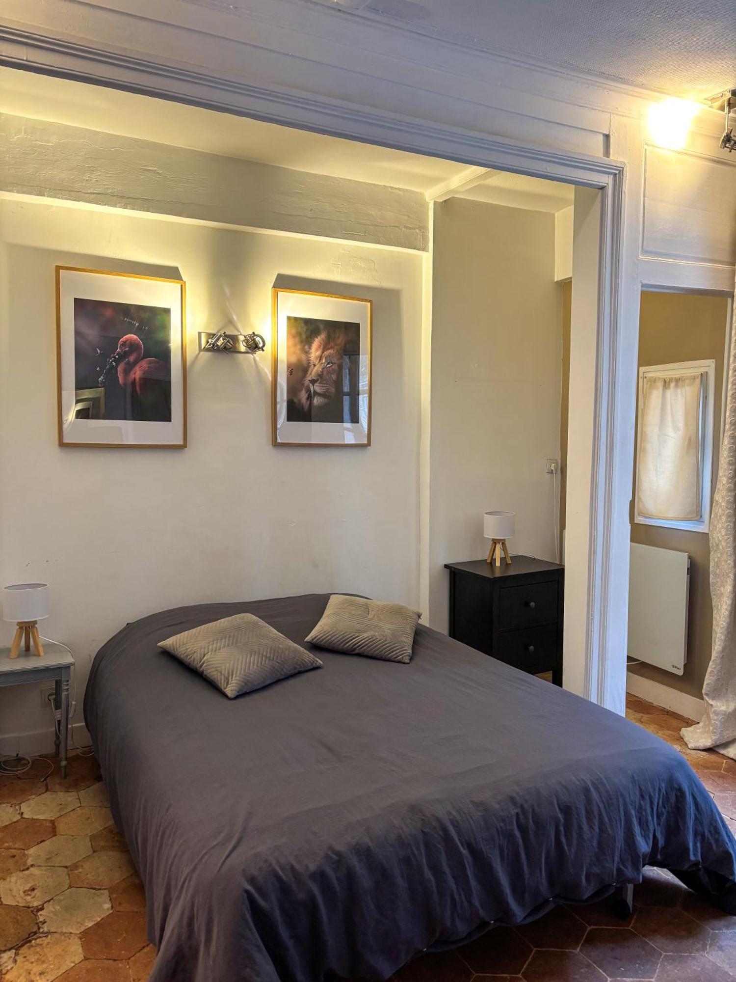 Studio Parvis Cloitre Notre Dame Chartres Bagian luar foto